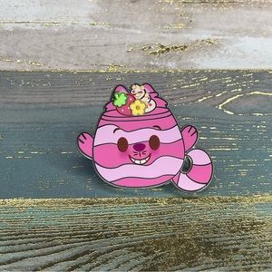 Alice in Wonderland Cheshire Cat Munchling Disney Pin
